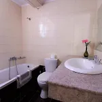 Ampavris Family Aparthotel