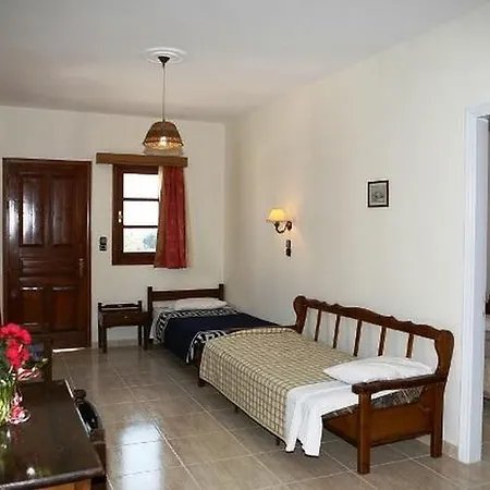 Apart Otel Ampavris Family İstanköy