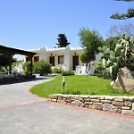 Hotel apartamentowy Ampavris Family