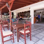 Aparthotel Ampavris Family 3*