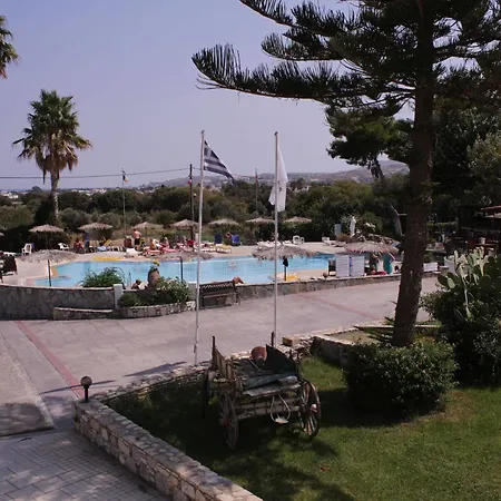Ampavris Family Apartahotel