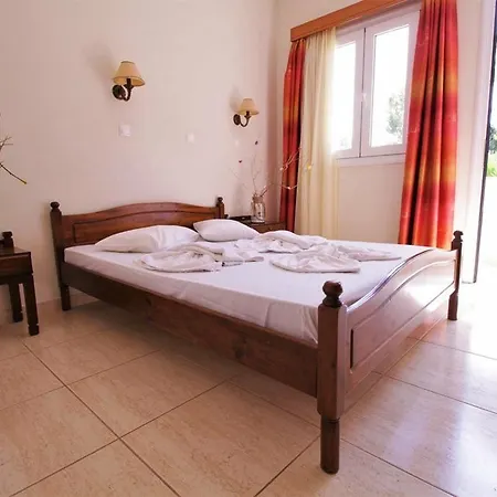 Ampavris Family Apartahotel