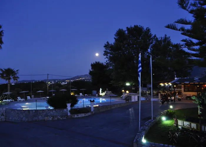 Family Lägenhetshotell Ampavris