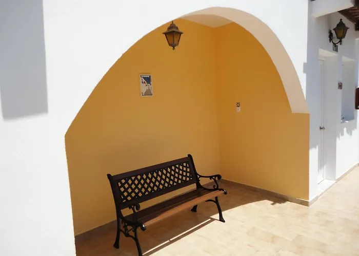 Family Lägenhetshotell Ampavris