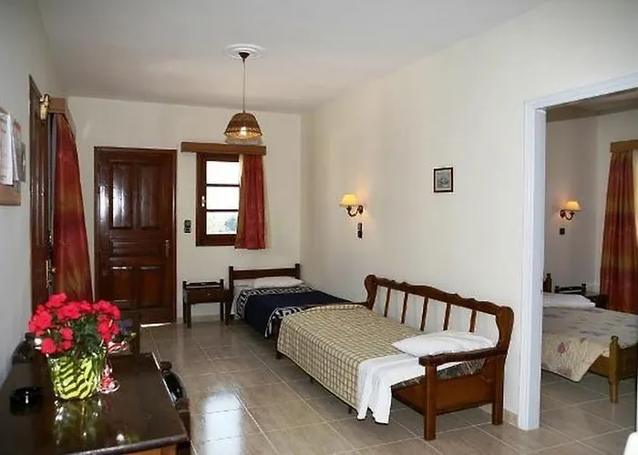 Lägenhetshotell Family Ampavris